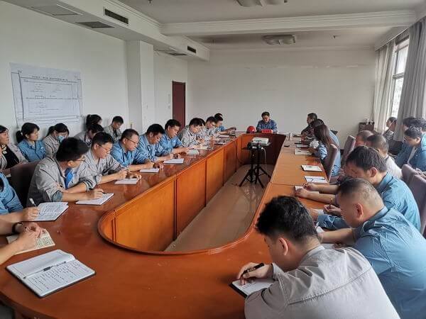 中科濮原公司召开“保生计，降本增效大会商”带头会