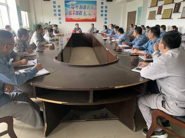 甲醇事业部召开“保生计，降本增效大会商”带头会