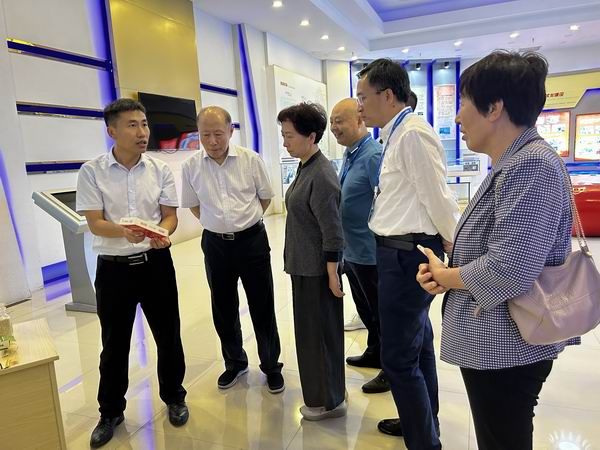 中国石油和化学工业结合会王述纲一行到访SBOBET利记