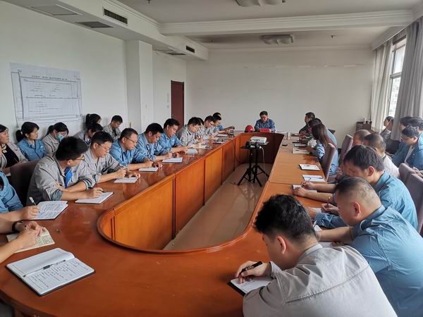 中科濮原公司+中科濮原公司召开“保生计，降本增效大会商”带头会